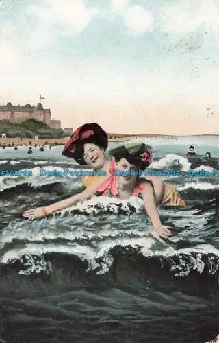 R663743 Zwei Frauen im Meer. K.V.I. B. Serie. 1345. 1909