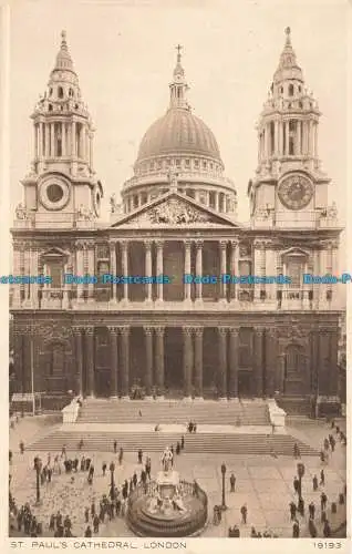 R664773 London. St. Paul Cathedral. B.P