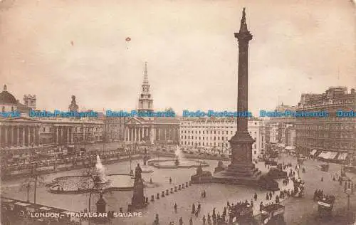 R666229 London. Trafalgar Square. The London Stereoscopic Company Lesco Series