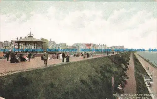 R665065 Clacton on Sea. East Cliff und Bandständer. Ross Serie