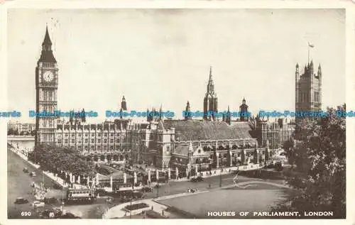 R665826 London. Houses of Parliament