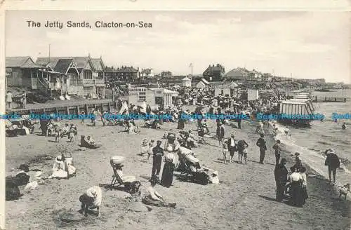 R665909 Clacton on Sea. The Jetty Sands