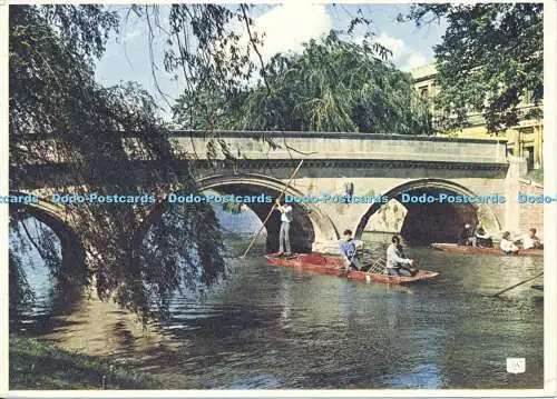 D024152 Trinity Bridge und River Cam. Cambridge. 1972. Walter Scott. Nr CF195