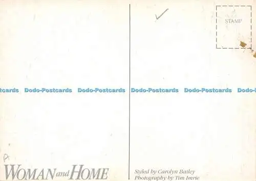 D025588 Frau und Zuhause. Carolyn Bailey. Tim Imrie