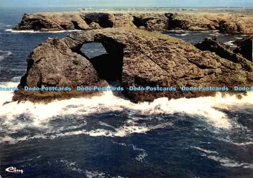D027920 Belle Ile en Mer. Vue aerienne. Cote de lApothicairerie. La Roche Percee