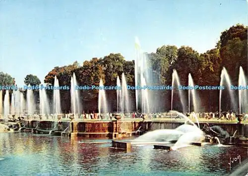 D025362 Couleurs et Lumiere de France. Chateau de Versailles. Grandes eaux au Ba