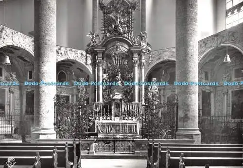 D025492 Salzburg. Inneres der Franziskanerkirche mit der berühmten Pacher Madonn