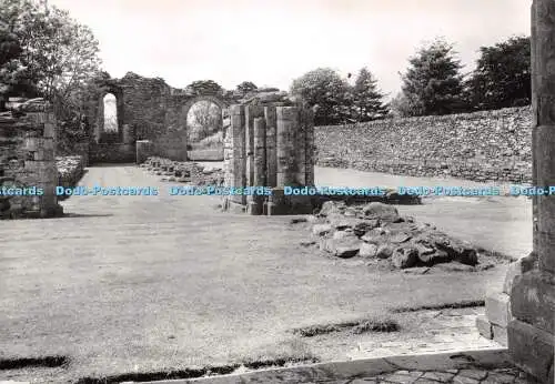 D027731 1. Strata Florida Abbey. Strickjacken. Das Südschiff der Kirche lo