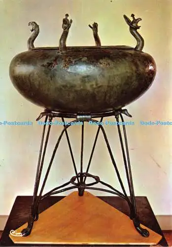 D029191 Museum von Chatillon sur Seine. C. dOr. Sainte Colombes Tumulus. Verziert