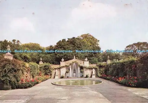 D031918 Sledmere House. Der italienische Garten. East Yorkshire Drucker