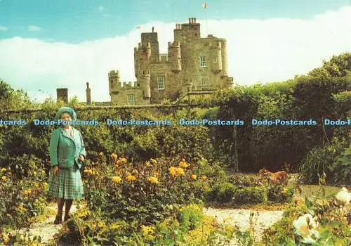 D031968 H. M. Queen Elizabeth The Queen Mother at the Castle Mey. Jarrold. J. Ma