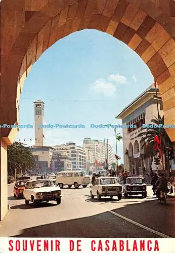 D037533 Souvenir de Casablanca. Avenue Hassan II. Ittah Color Couleurs Naturelle