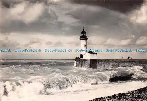 D041676 Le Treport. Seine Inferieure. Le Phare par gros temps. A. Terrier. RP