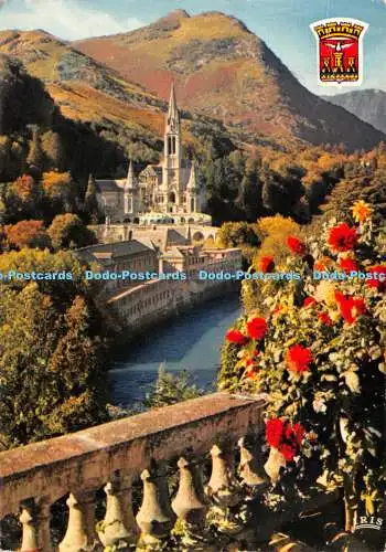 D043586 Lourdes. Die Basilika und die Gave. Doucet. Iris. Mexichrom. 1978