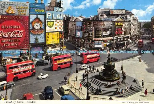 D045299 London. Piccadilly Circus. John Hinde. E. Ludwig