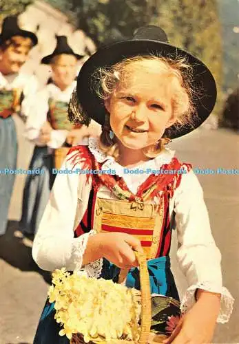 D042356 Kindertracht aus Tirol. Österreich. Risch Lau