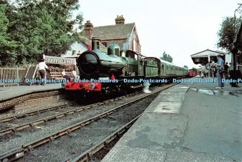 D044274 Motor Earl of Berkeley in Sheffield Park. Bluebell Railway. Richter. R.