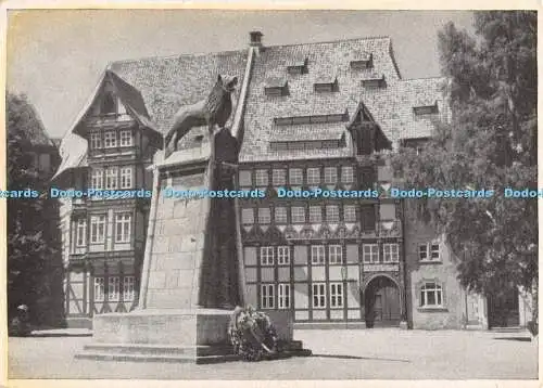 D045621 Braunschweig. Zunfthaus und Löwendenkmal Braunschweig. Gildehaus und Burgl