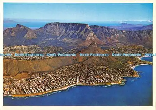 D045692 Kapstadt. Sea Point im Vordergrund. Clifton und Camps Bay. Tischberg