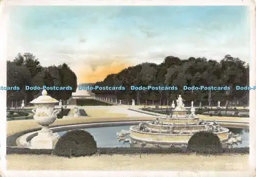 D047508 Versailles. Latonbrunnen und die Rasenflächen. Edition d Art Lys