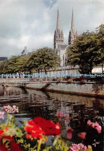 D053900 La Bretagne en Couleurs. Quimper. Finistere. Reflets de la Cathedrale Da