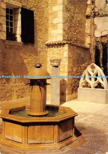 D056077 Bergerac. Dordogne. La Fontaine Rue Des Rois de France. Pierre Artaud. G