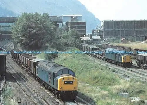 D051310 Zwei Gesichter der Klasse 40. Gr. 40172. Links. Betritt Penmaenmawr mit Steinemp