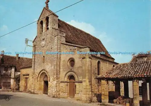 D056541 Le Lanquais. Dordogne. Eglise XV et la Halle. Apa Poux. AS