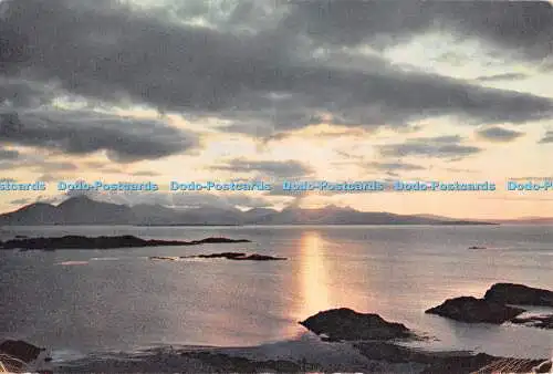 D054813 Sonnenuntergang über Skye von Kyle of Lochalsh. 3769. J. Arthur Dixon. 1964