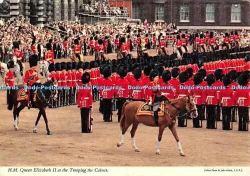 D054915 H.M. Queen Elizabeth II bei der Trooping the Colour. John Hinde. F.R.P