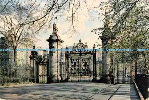 D054997 Palast von Holyroodhouse Gateway. 4254 G. J. Arthur Dixon