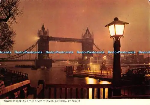 D057119 London. bei Nacht. Tower Bridge und die Themse. Photo Precision Lim
