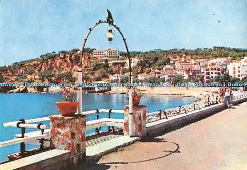 D059220 San Feliu de Guixols. Costa Brava. Der Strand. Soberanas. Helios Foto