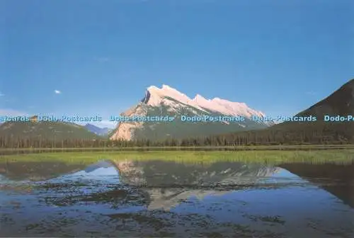 D059611 Kanada. Blick auf Mountain Rundle von der anderen Seite des Elches. Teiche nahe Verbot