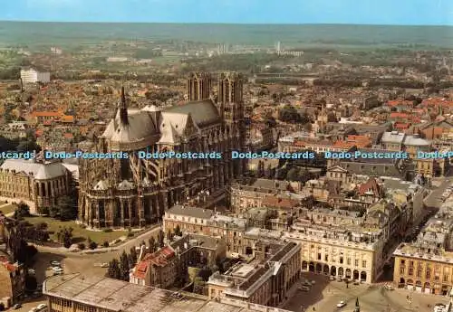 D066488 Reims. Marne. Vue generale sur la Cathedral et la Place Royale. Adia