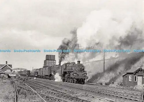 D064599 British Railways Class 4MT No. 75041. Stanier Klasse 8F. Appleby West Sta