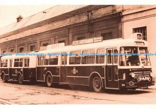 D068337 Bus. 14. Les techniciens des T.M. collaborent avec le Constructeur Floi