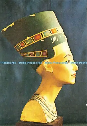 D084445 Bemalte Kalksteinbüste der Königin Nofretete. Ägypten. M G El Amal El Gaded A