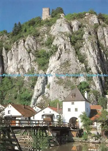 D086774 Essing mit Burgruine Randeck. Altmuhltal. Werner Poguntke. Deutsche Kanne