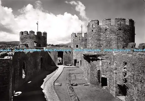 D088706 Caernarvonshire. Conway Castle. The Outer Ward mit Blick nach Westen. Krone. Mini