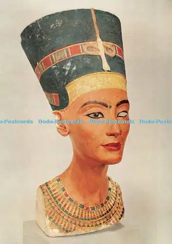 D085398 Berlin. Agyptisches Museum. Buste der Herkunft Nofretete Amarnazeit. um 1