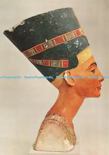 D085399 Berlin. Agyptisches Museum. Buste der Herkunft Nofretete Amarnazeit. um 1