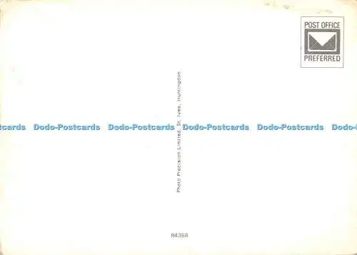 D089131 Shell Island. Der Hafen. Photo Precision Limited