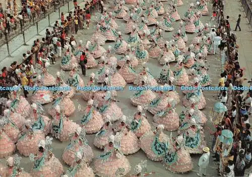 D094376 Rio De Janeiro. Turistico. RJ. Brasilien. Karneval. Reihe der Baianen von Mangu