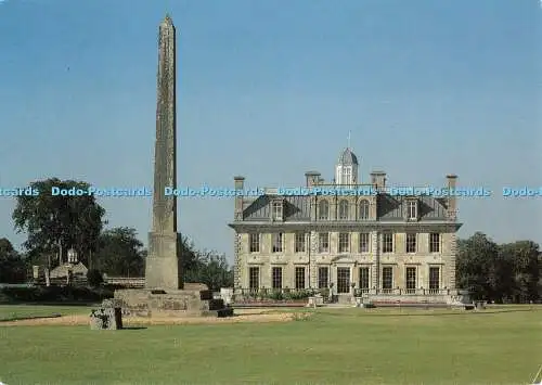 D088169 Kingston Spitze bei Wimborne. Dorset. Südfrontterrasse und Obelisk. Je