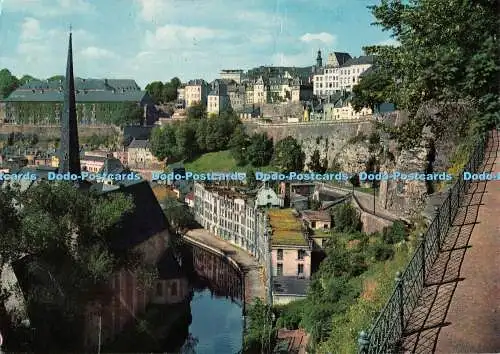D098568 Luxemburg. Point de Vue Magnifique Sur la Vallee de l Alzette. Paul Kra