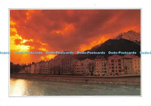 D102648 Innsbruck. Mariahilfstraße spatgotische und barocke Hauserfront. Alpine
