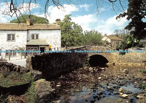 D101264 Yorkshire Dales Nationalpark. Malham Village. David Tarn
