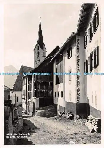 D101672 Dorfgasse in Guarda. Engadin. Feuerstein