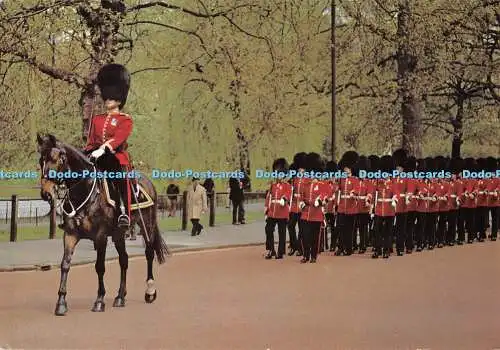 D107289 Marsch zur Kaserne. J. Arthur Dixon. Spektrum